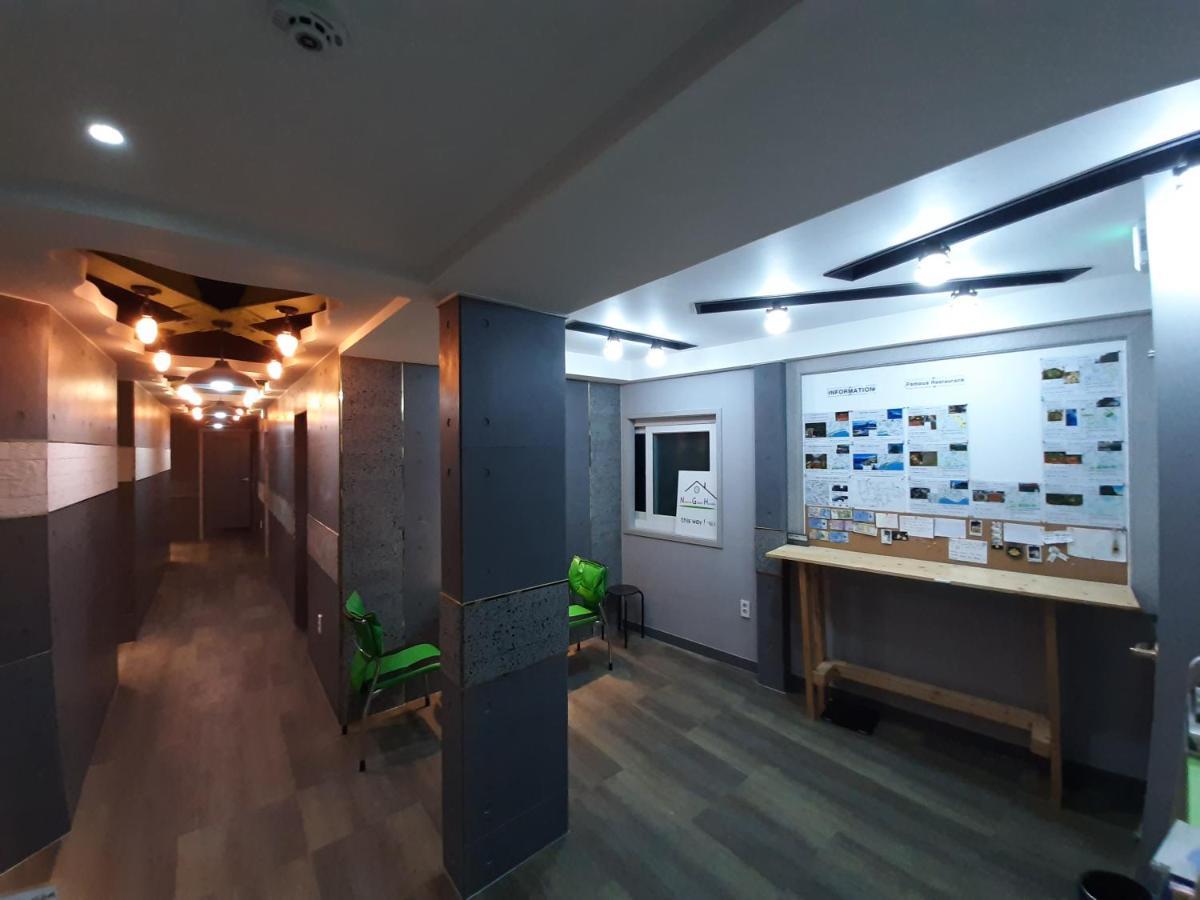Haeundae Native Guesthouse Busan Exterior photo